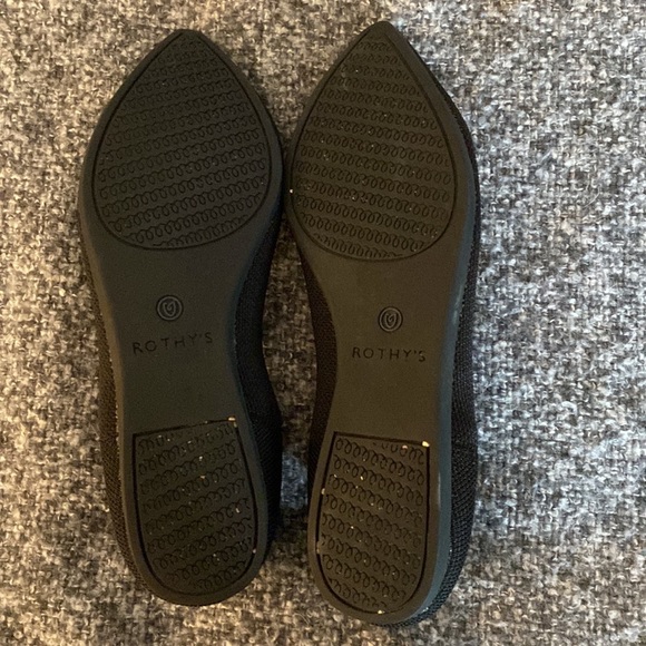 Women’s Rothy’s pointy toe - Picture 4 of 6